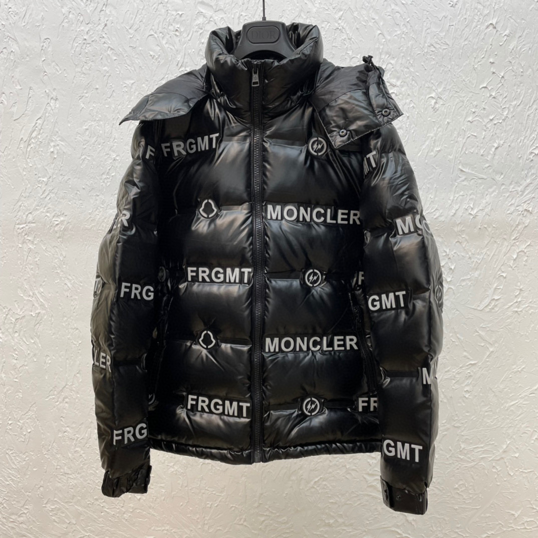 Moncler Jacket – CJKT1041