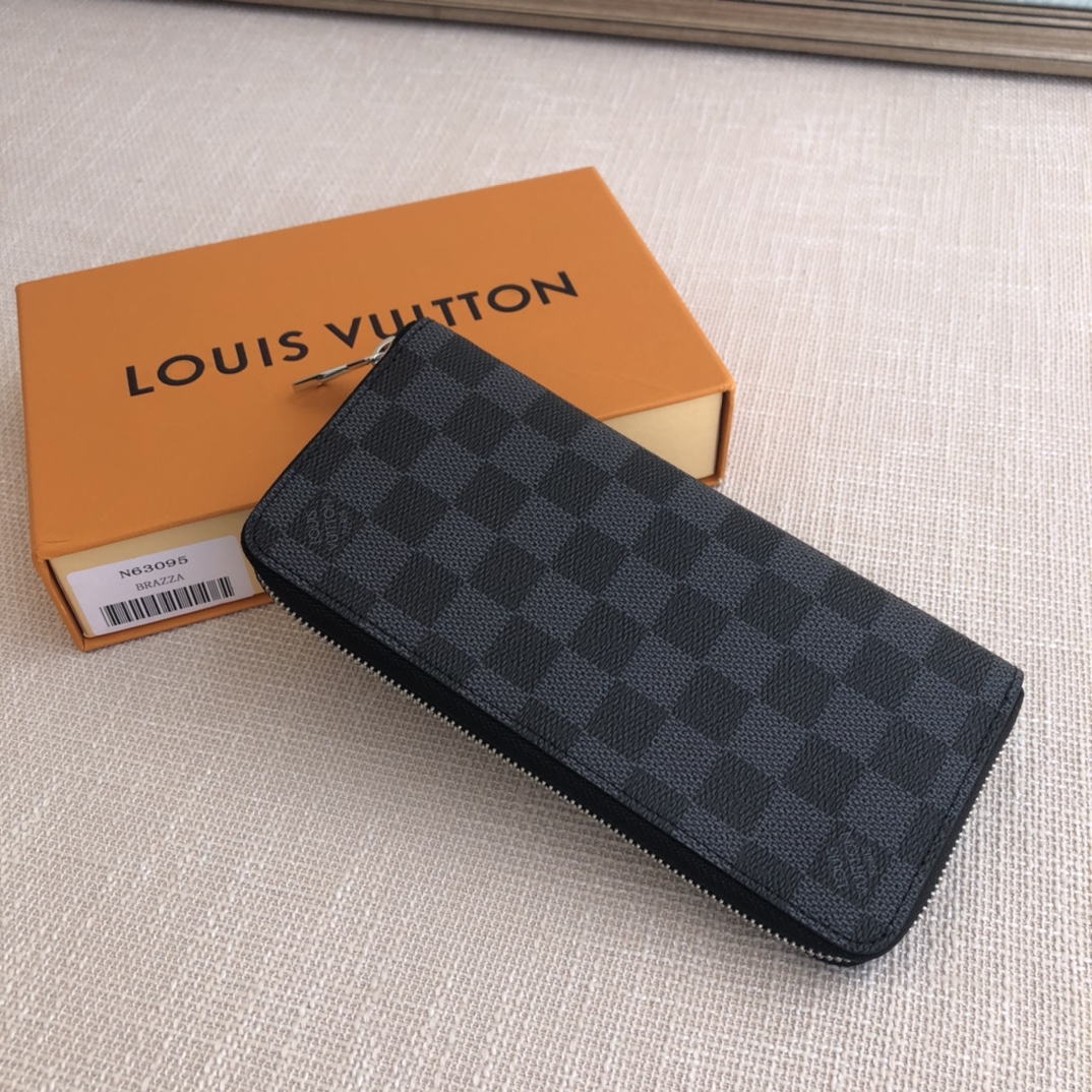 Louis Vuitton Wallet – MWLT1031