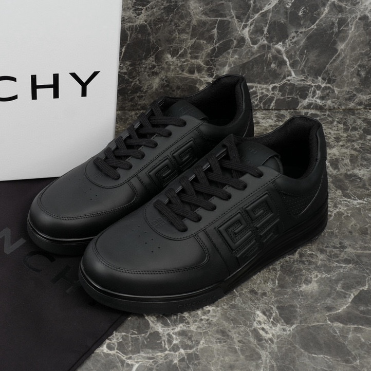 Givenchy Sneaker – GVCY1031