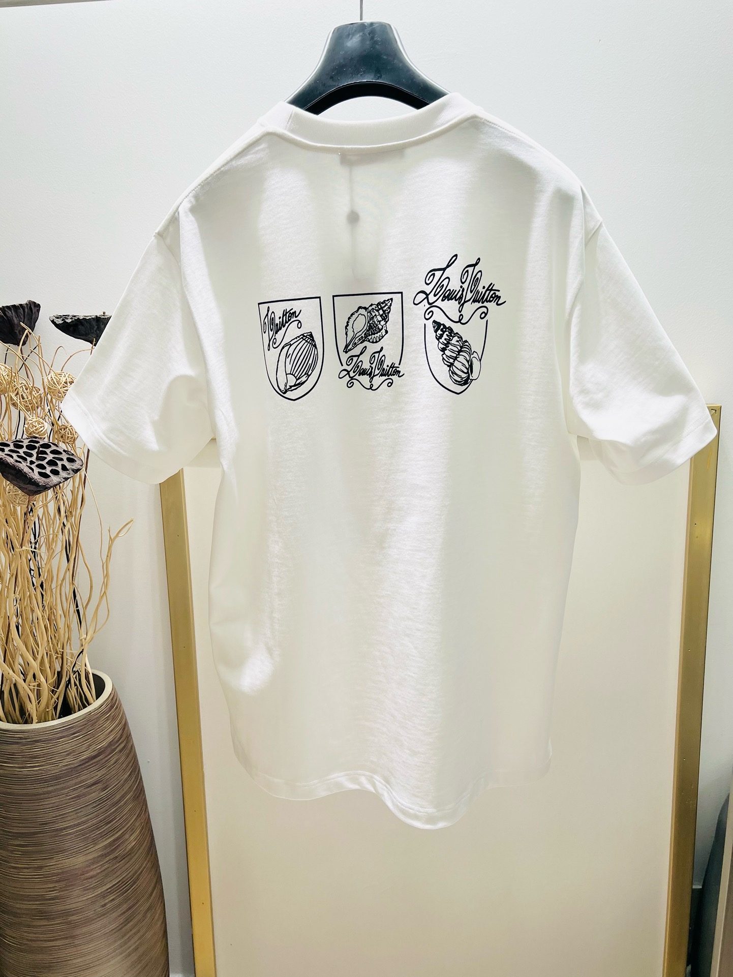 Louis Vuitton T-Shirt – TSHP2479