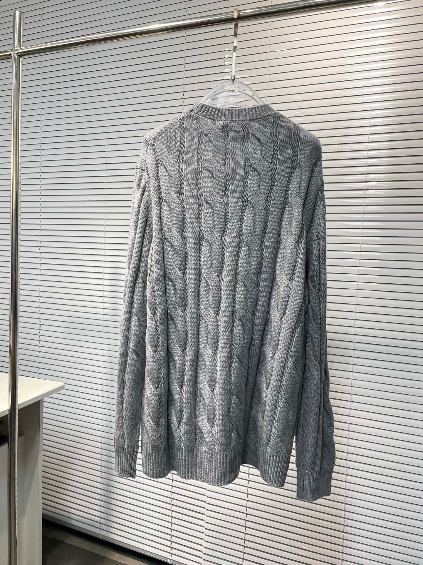 Prada Sweater – SWHO1978