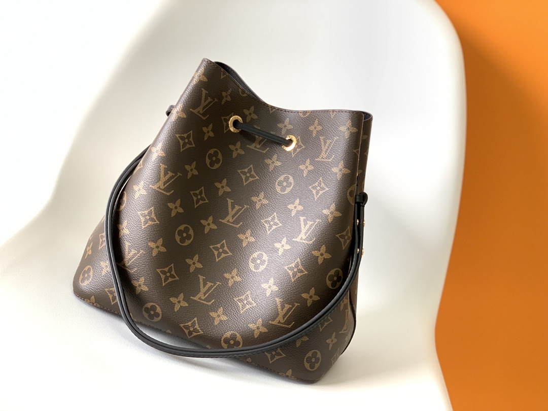 Louis Vuitton Shoulder Bag – LVSH1097