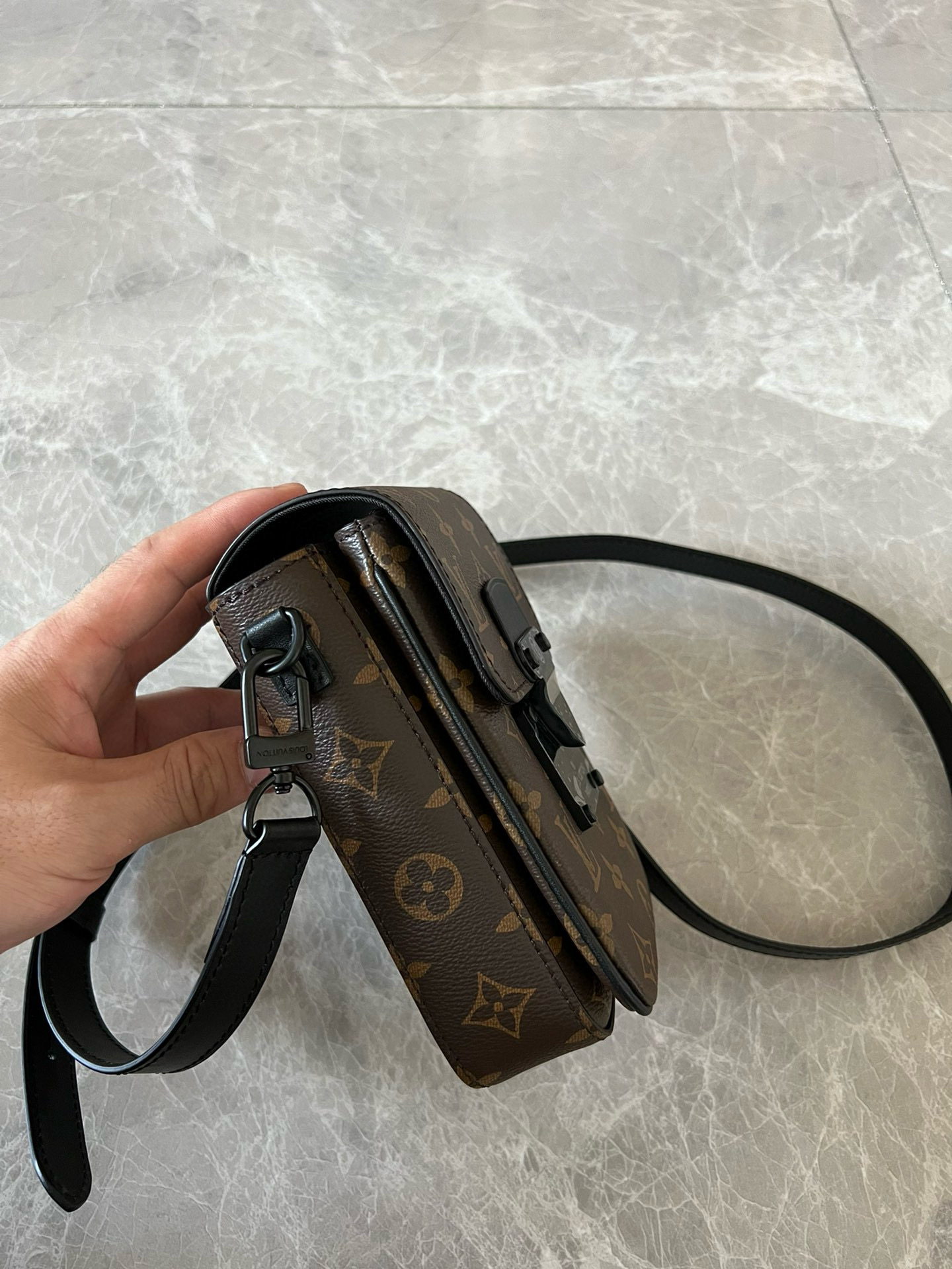 Louis Vuitton Bag – BBMC1036
