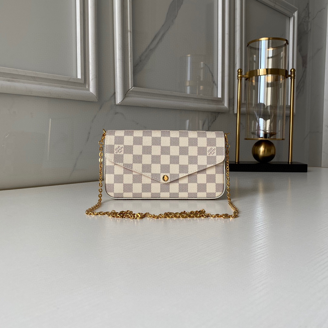 Louis Vuitton Backpacks – LVPC1025