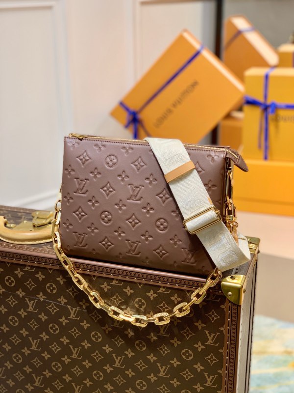 Louis Vuitton Shoulder Bag – LVSH1123