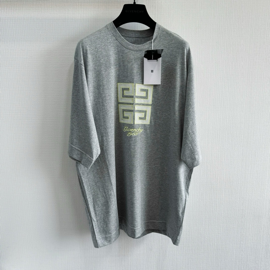 Givenchy T-Shirt – TSHP2695