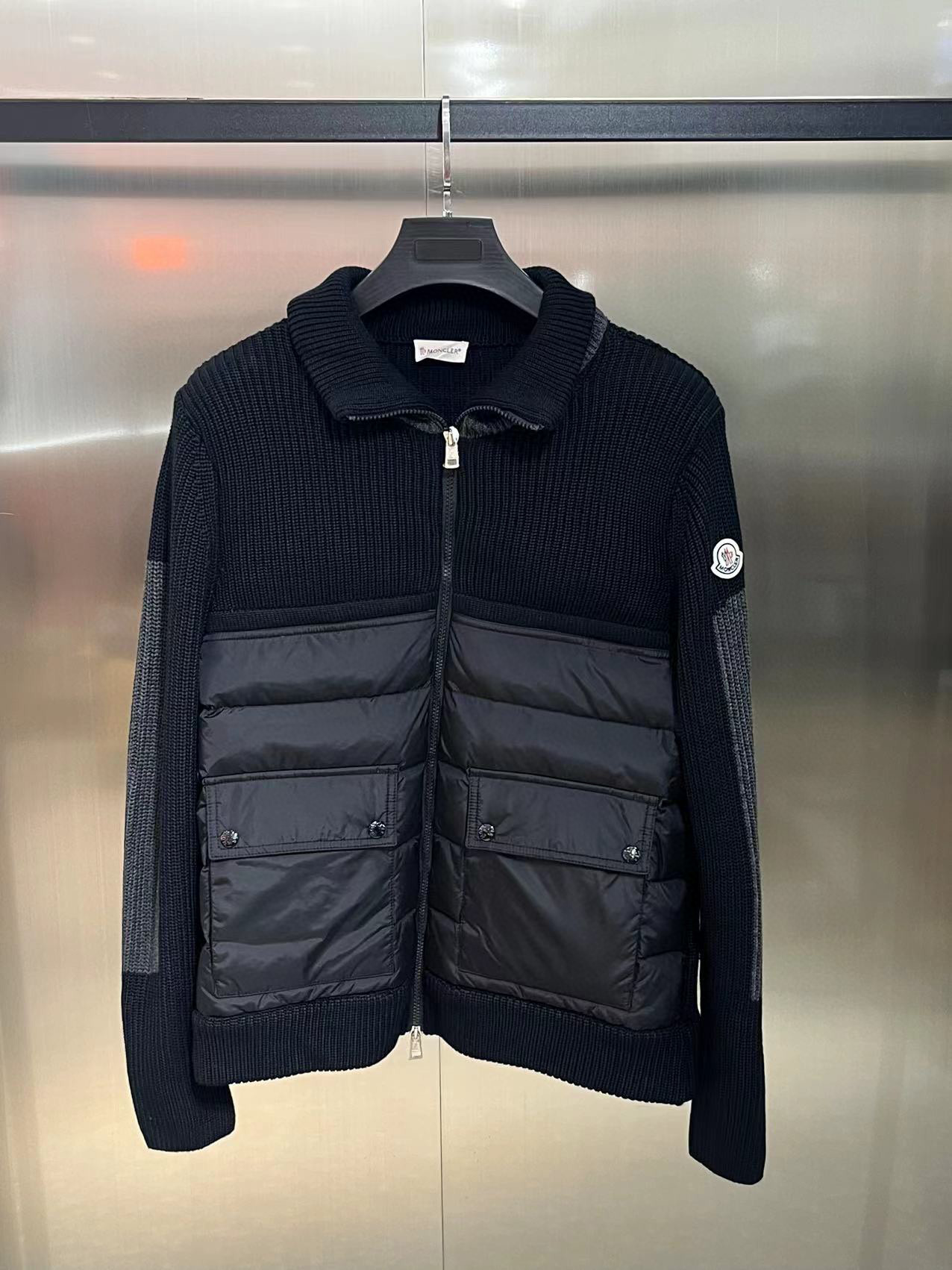 Moncler Zip Sweater – SWHO1947