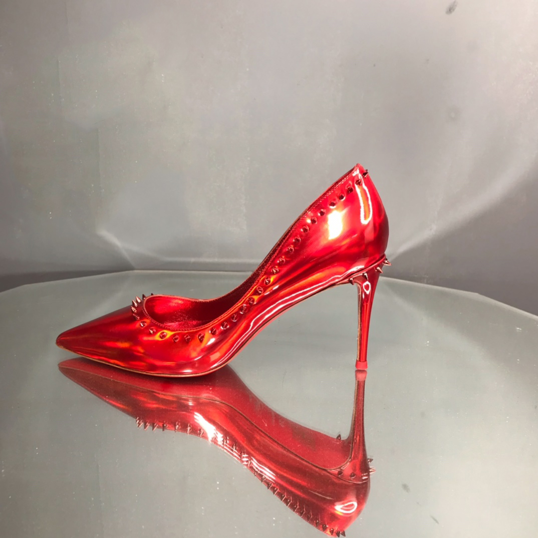 Christian Louboutin Pumps – CLWO1005