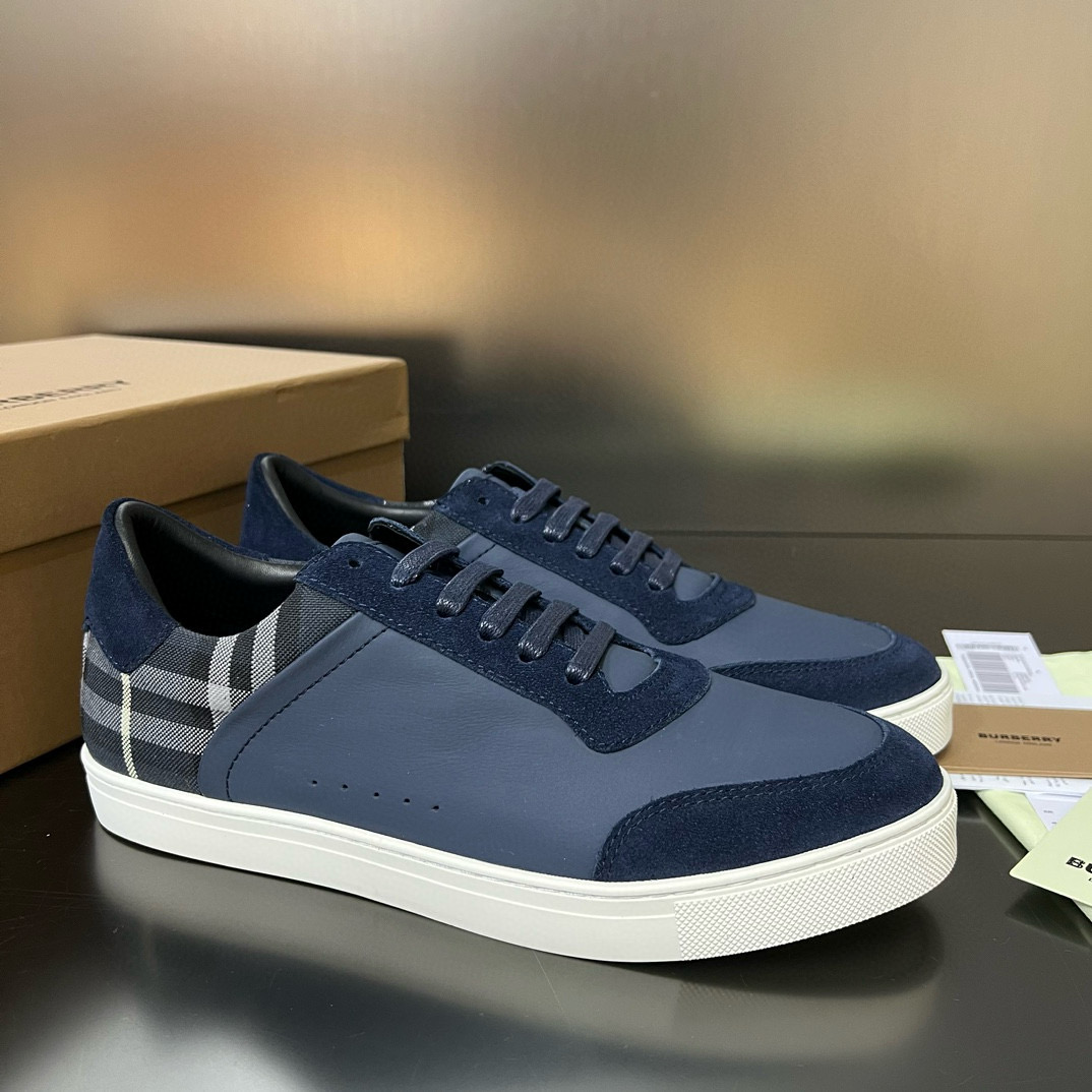 Burberry Sneaker – BBRY1032