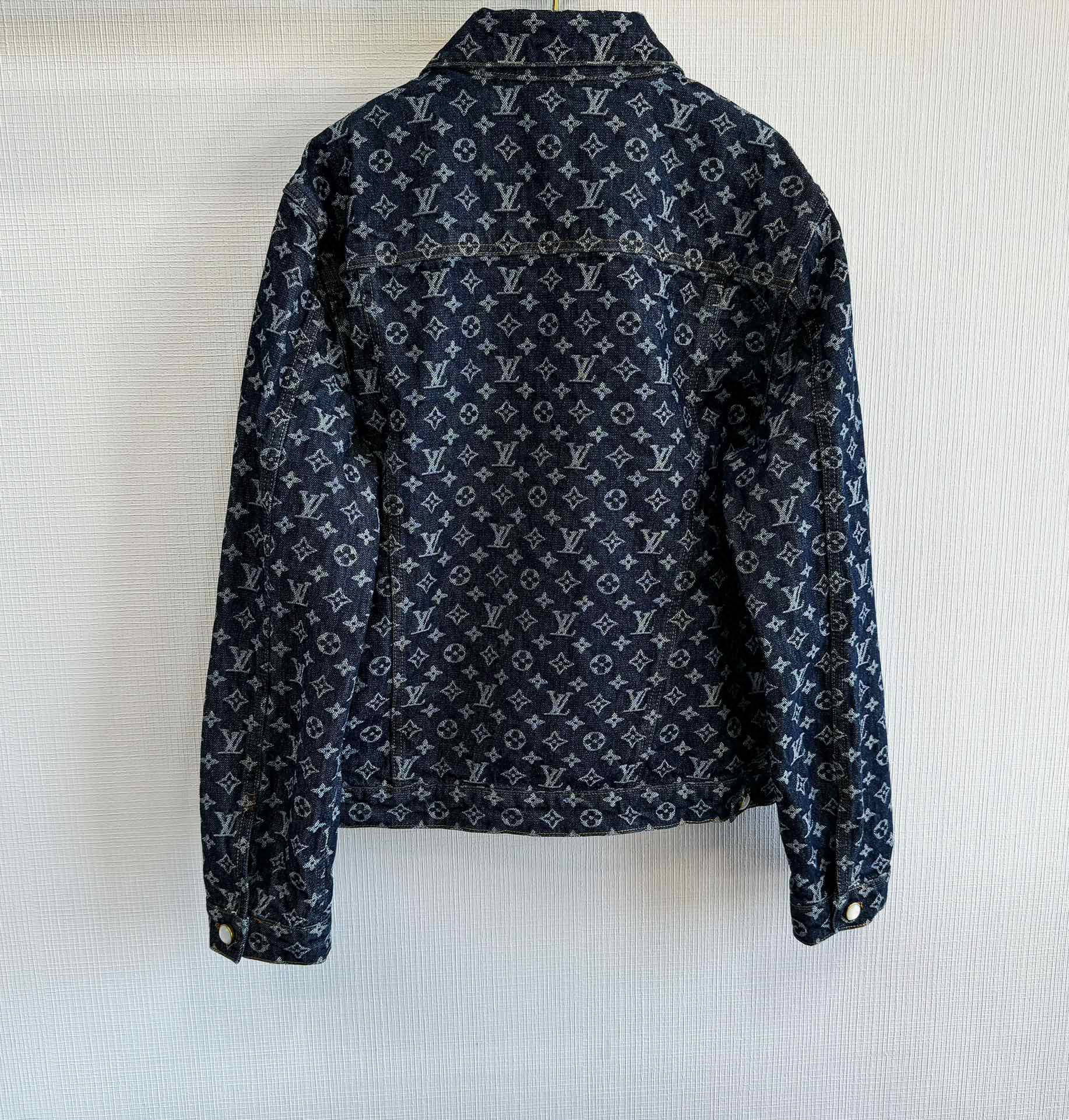 Louis Vuitton Denim Jacket – VEJK1114