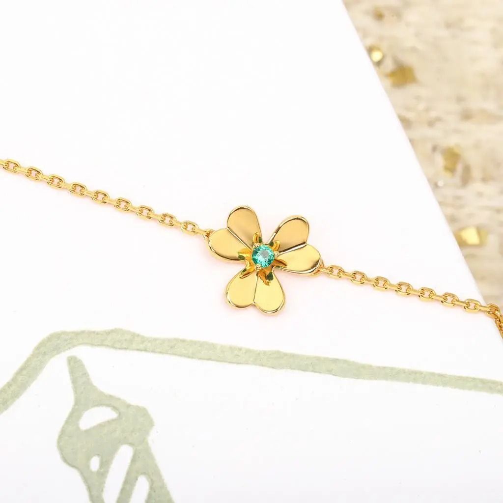 Van Cleef & Arpels Bracelet – JWWM1020