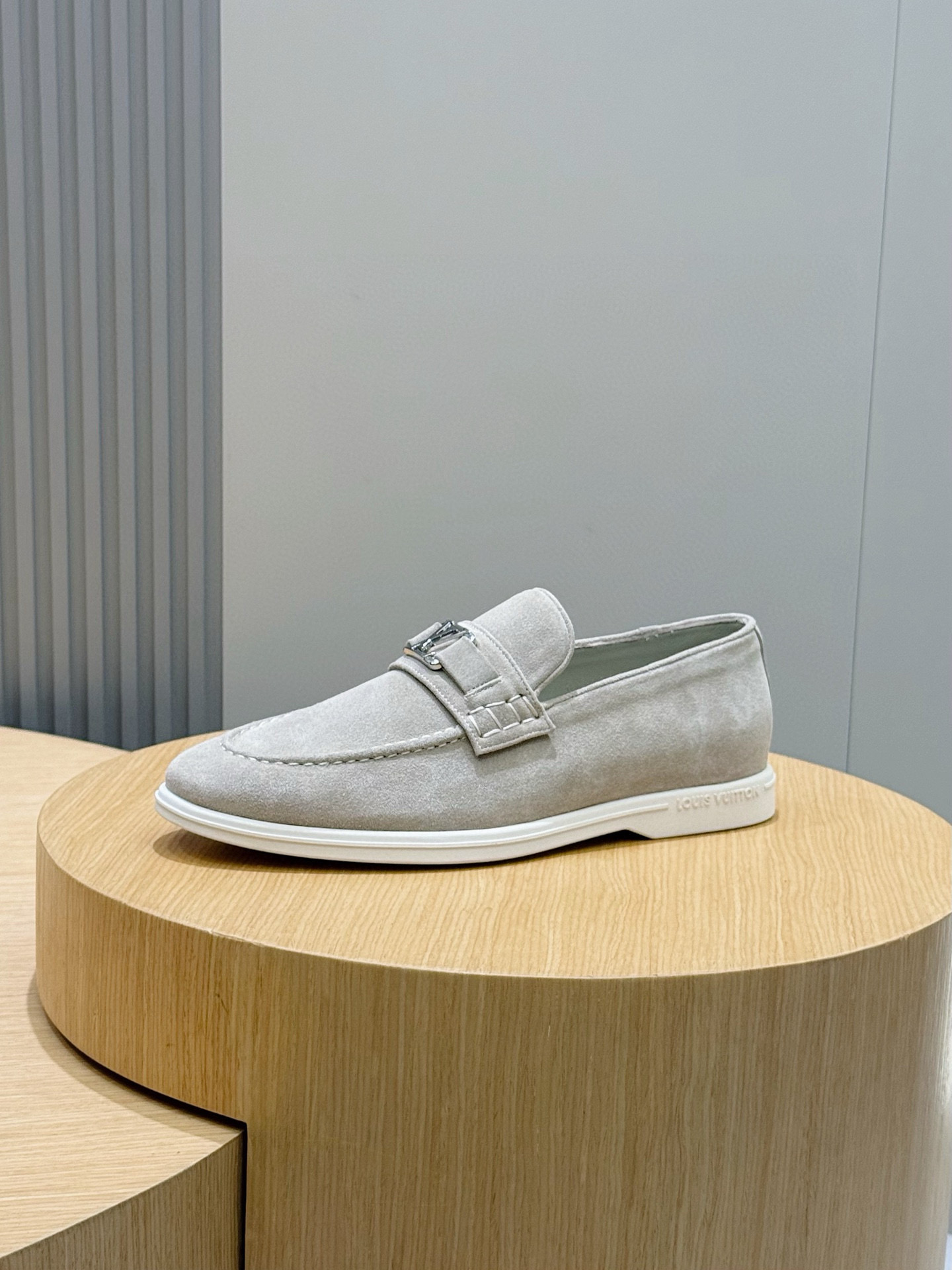 Louis Vuitton Loafer – LSVT1471