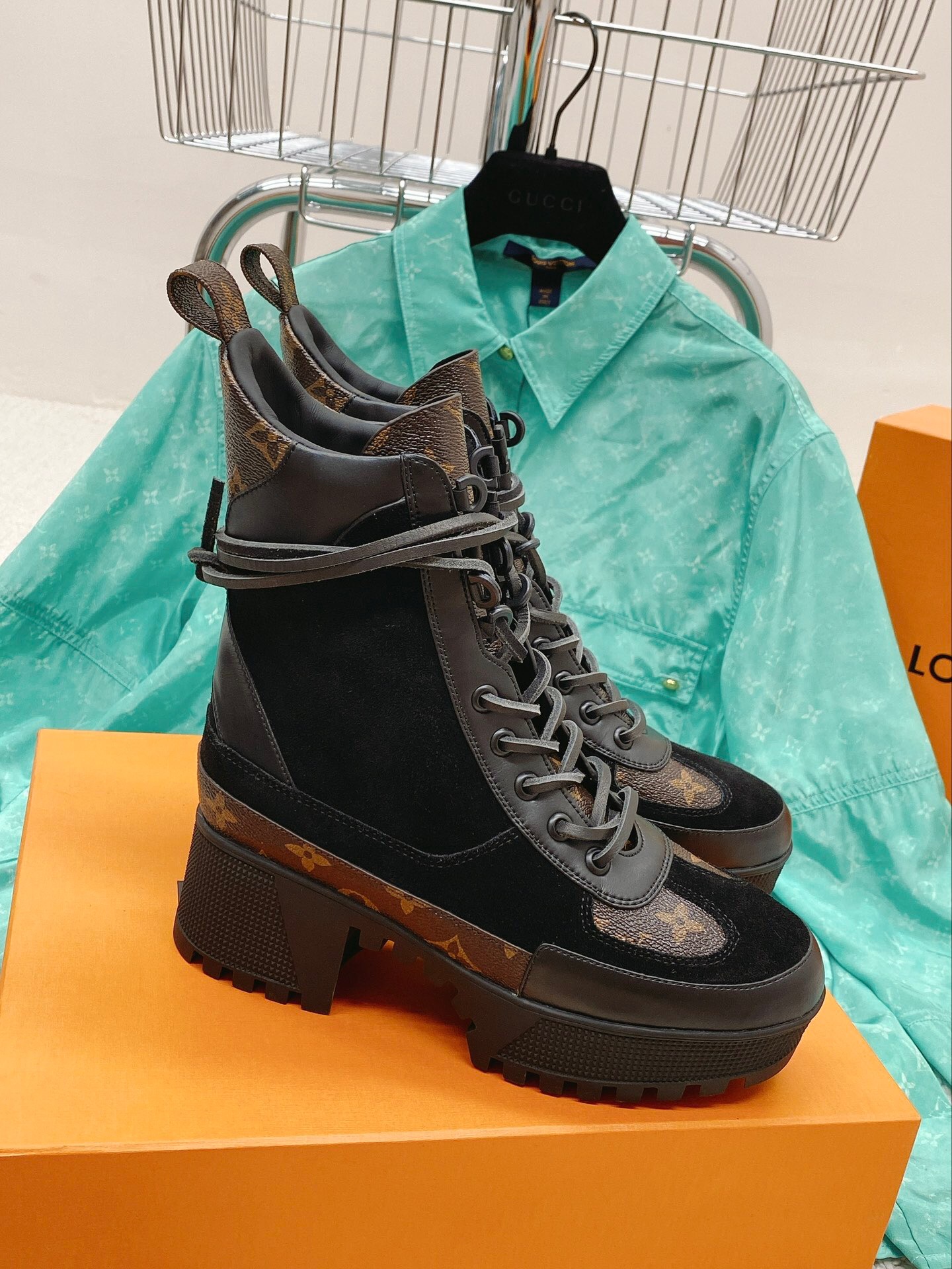 Louis Vuitton Boots – WOLV1001
