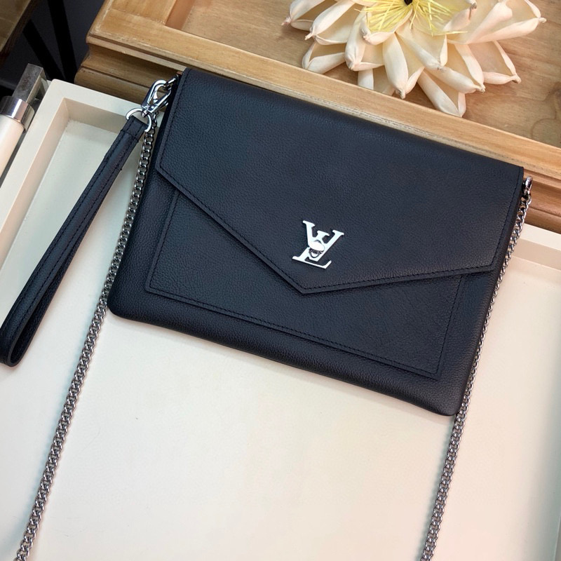 Louis Vuitton Backpacks – LVPC1017