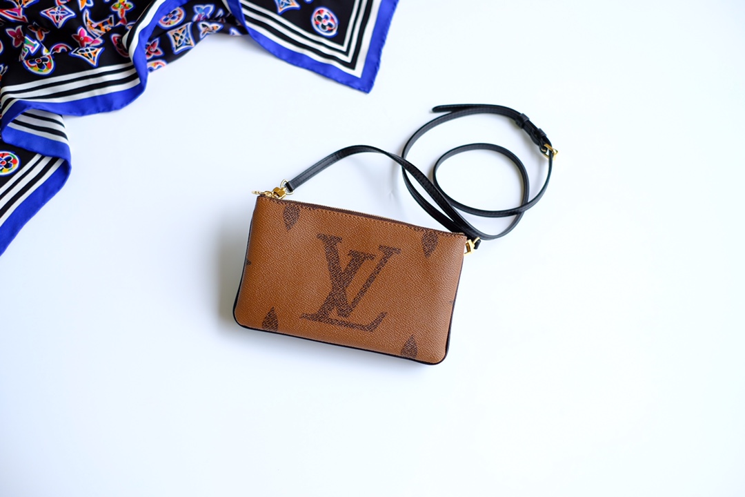Louis Vuitton Shoulder Bag – LVSH1016