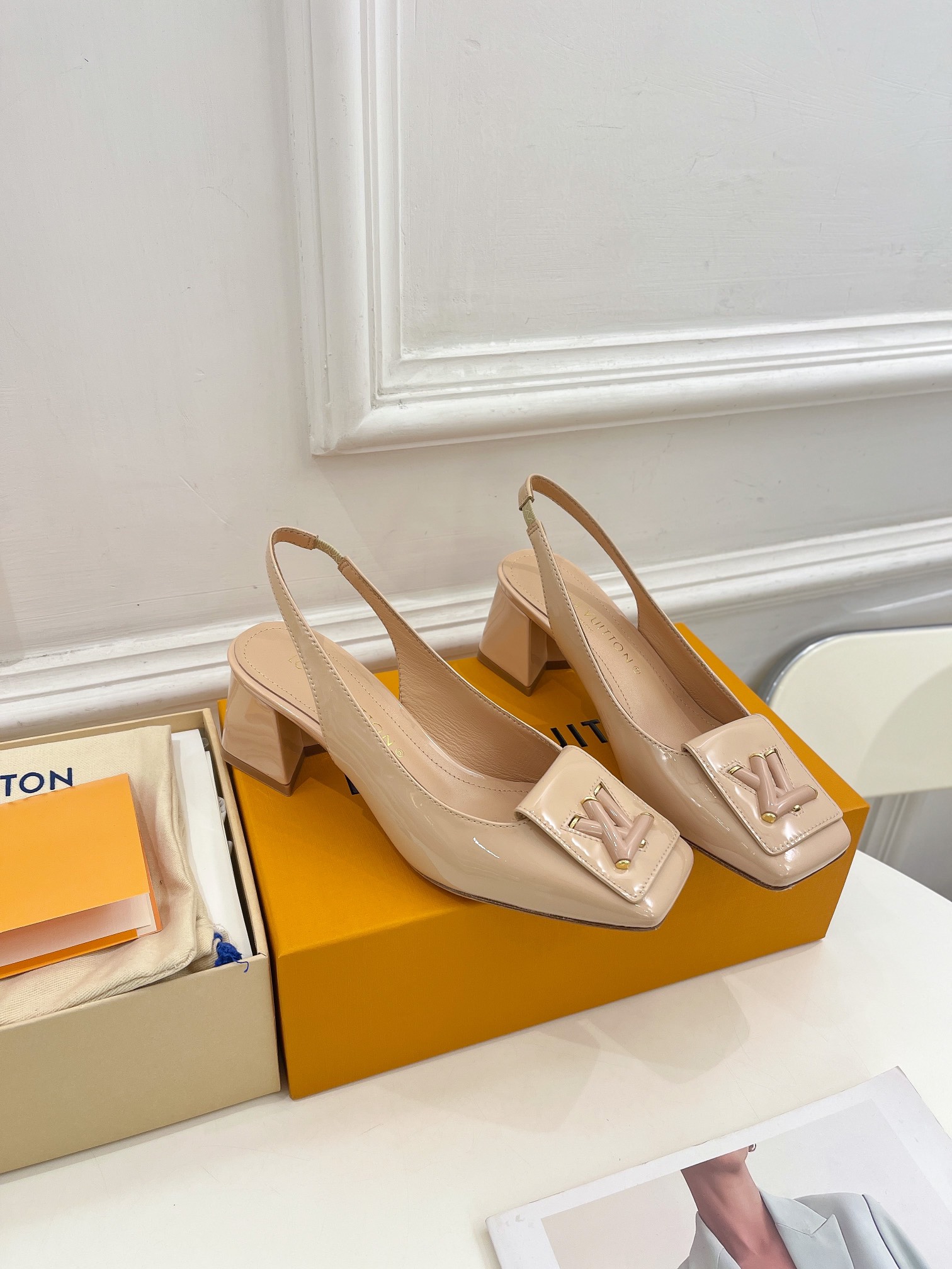 Louis Vuitton Pumps – WOLV1040
