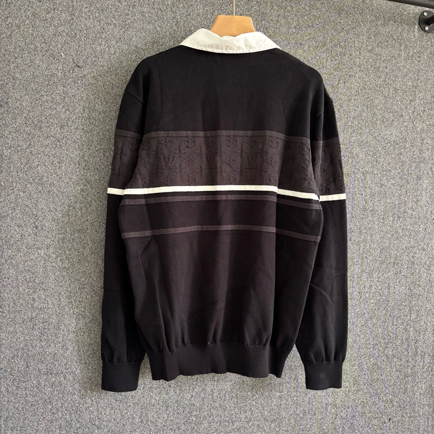 Louis Vuitton Sweater – SWHO2604
