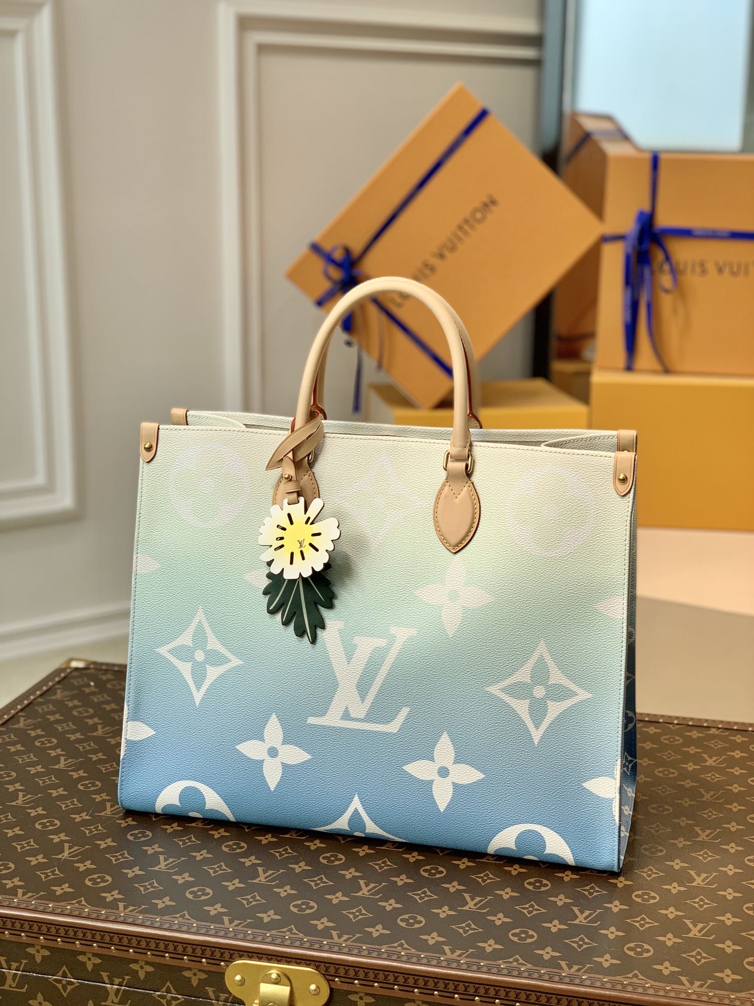 Louis Vuitton Tote Bag – LVTB1077
