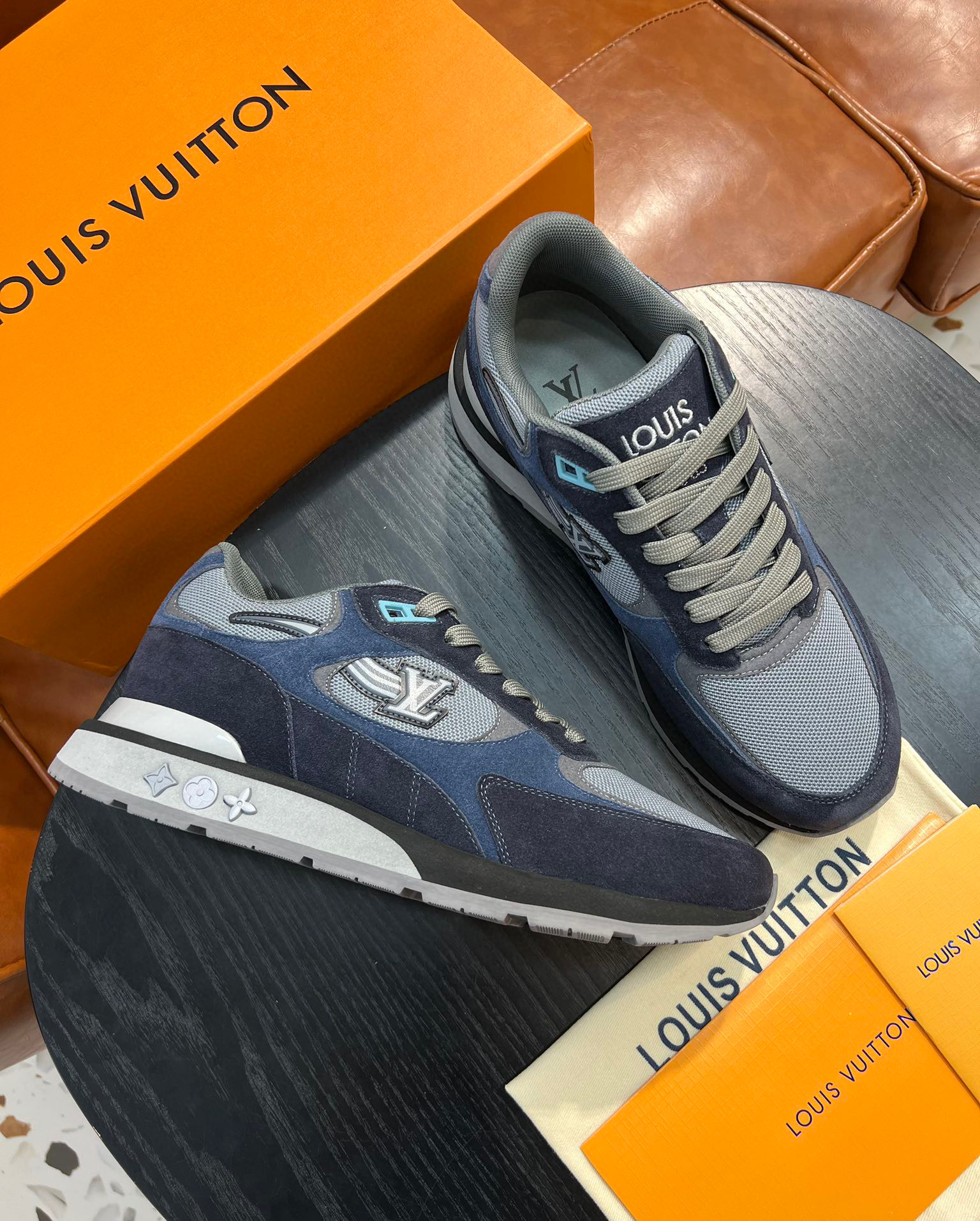 Louis Vuitton Sneaker – LSVT1197