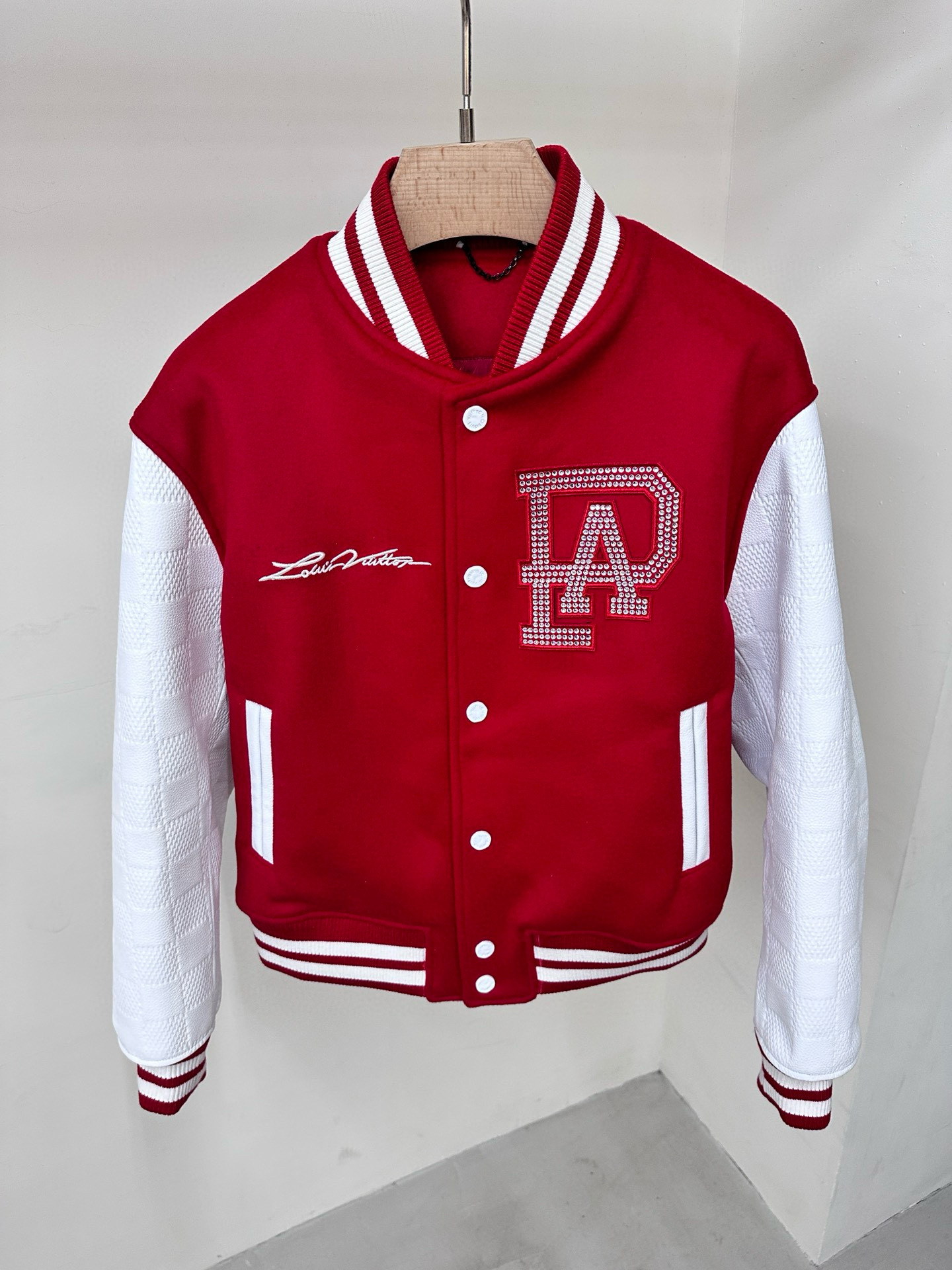 Louis Vuitton Leather Jacket – CJKT1633