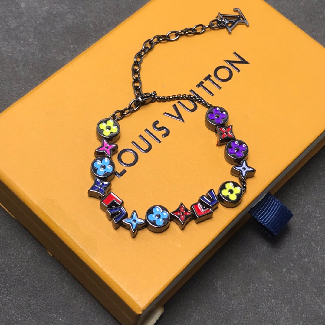 Louis Vuitton Bracelet – JWRY1028