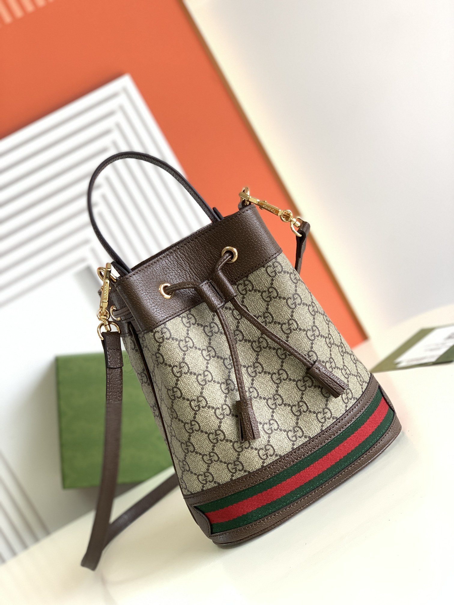 Gucci Shoulder Bag – GUSB1053