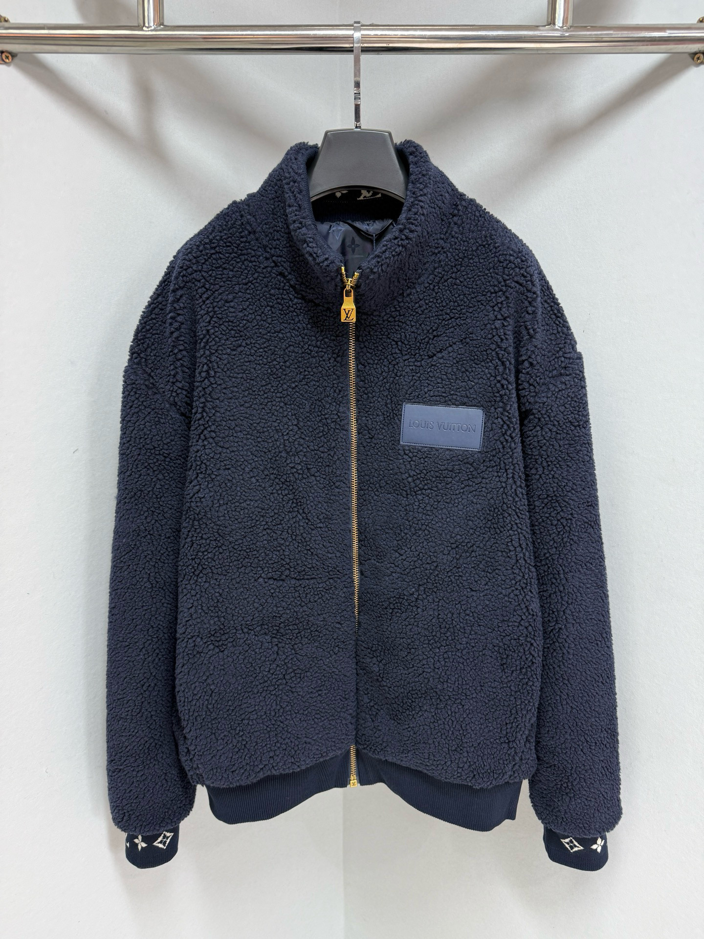 Louis Vuitton Jacket – CJKT1740