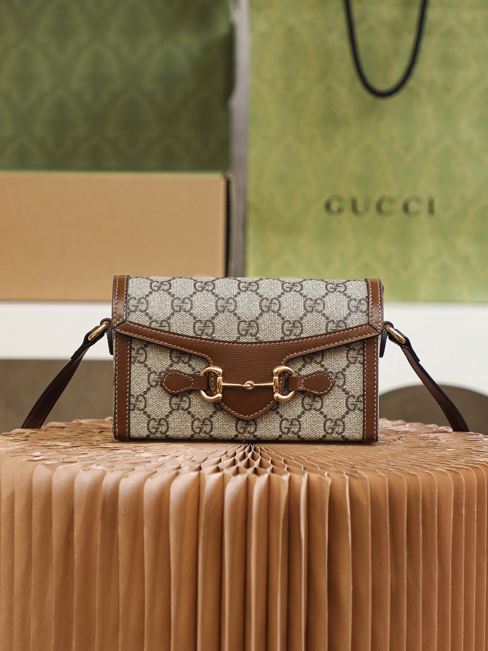 Gucci Shoulder Bag – GUSB1148