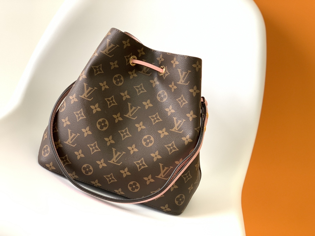 Louis Vuitton Shoulder Bag – LVSH1092