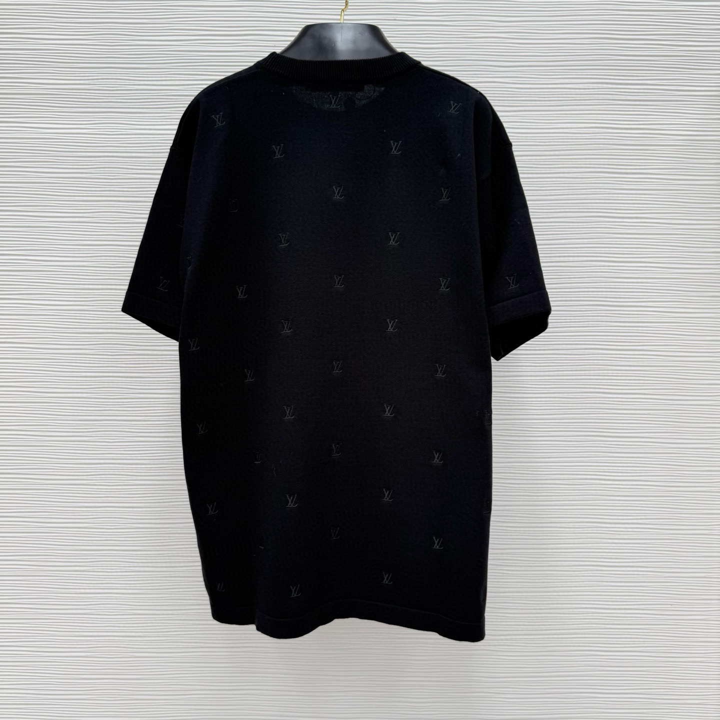 Louis Vuitton T-Shirt – TSHP3359