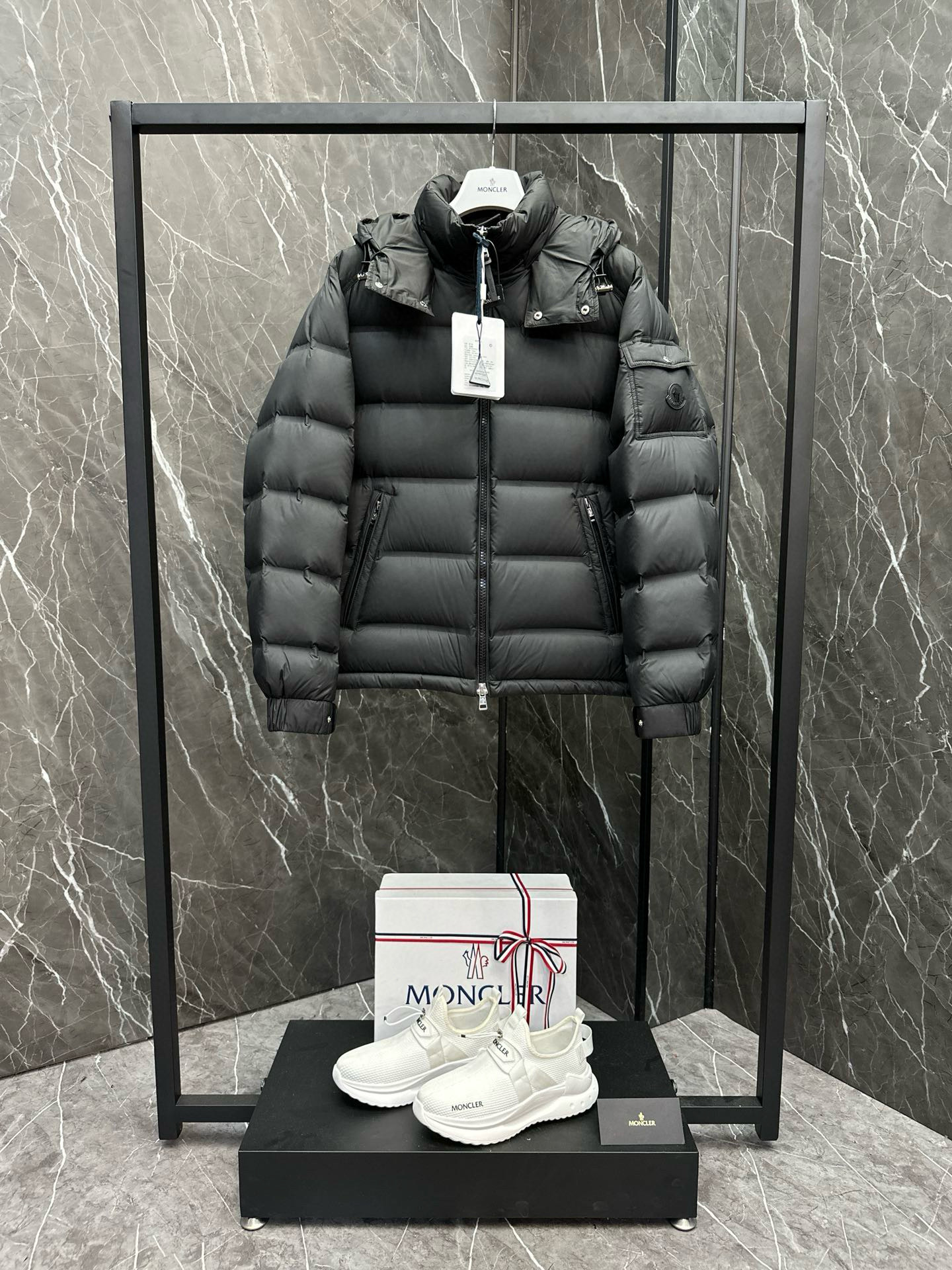 Moncler Jacket – CJKT1726