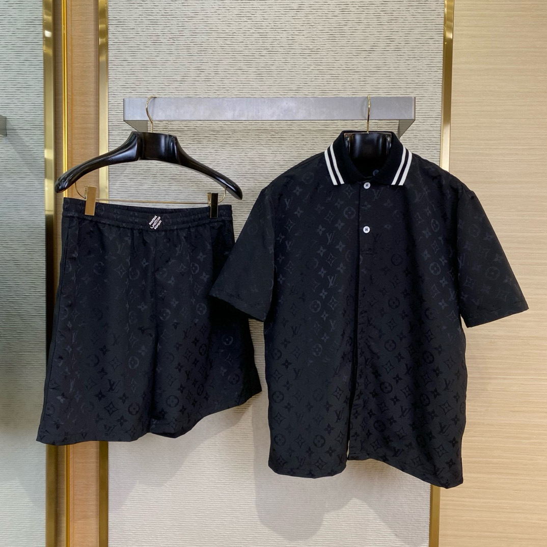 Louis Vuitton Tracksuit – TRSU1199