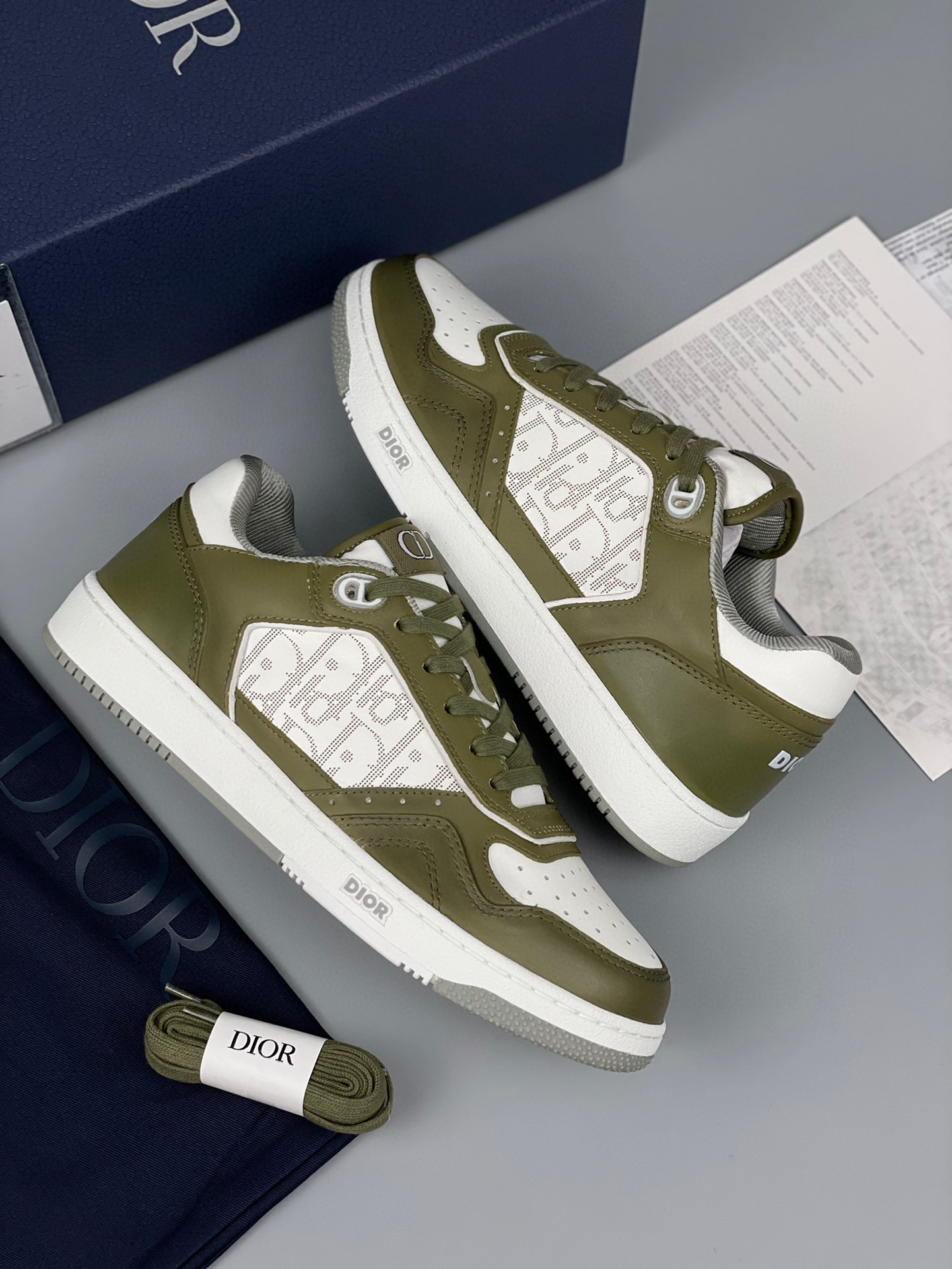 Dior B27 Sneaker – DIOR1141