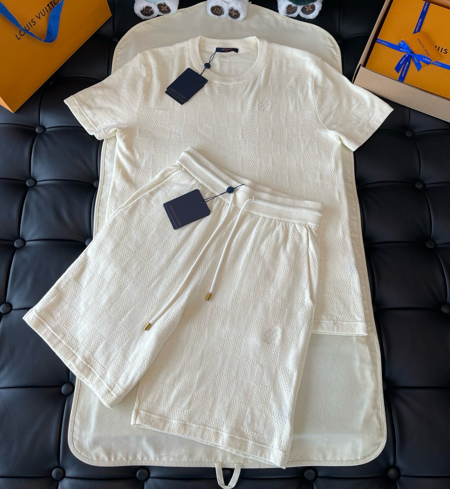 Louis Vuitton Tracksuit – TRSU1203
