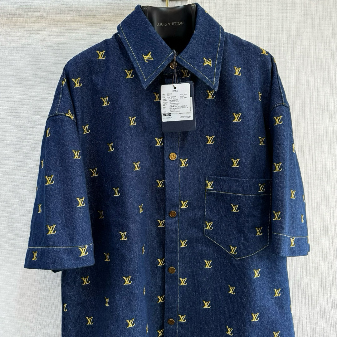 Louis Vuitton Shirt – SHTR1371