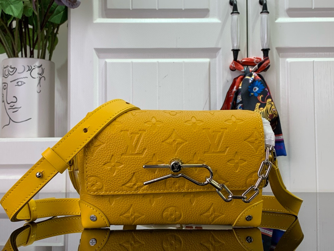 Louis Vuitton Bag – BBMC1068
