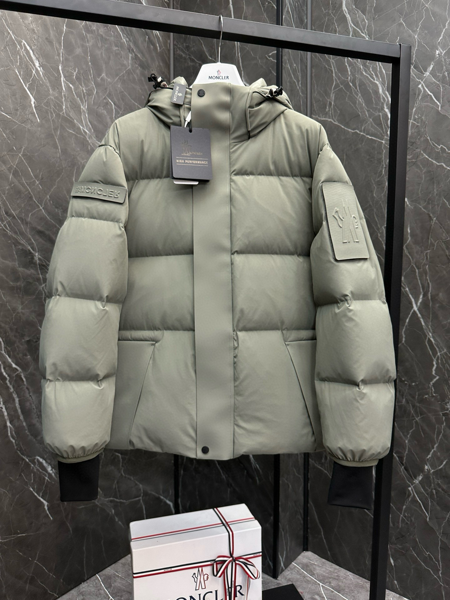 Moncler Jacket – CJKT1728