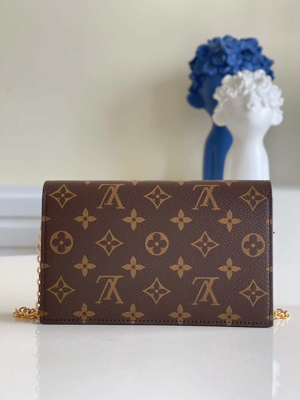 Louis Vuitton Shoulder Bag – LVSH1045