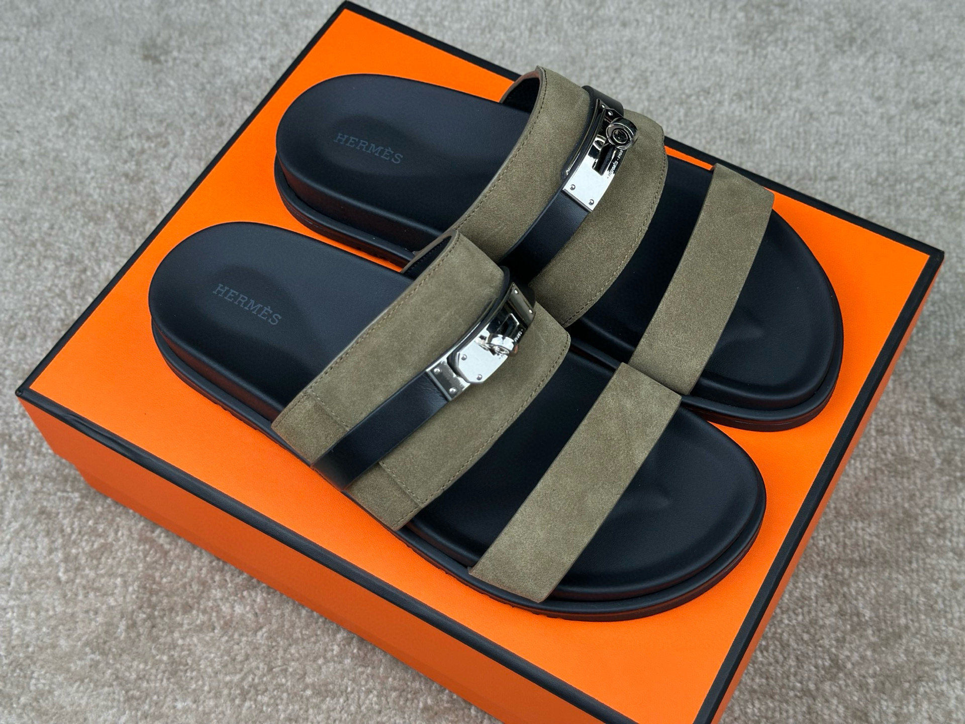 Hermes Slipper – SLPR1202