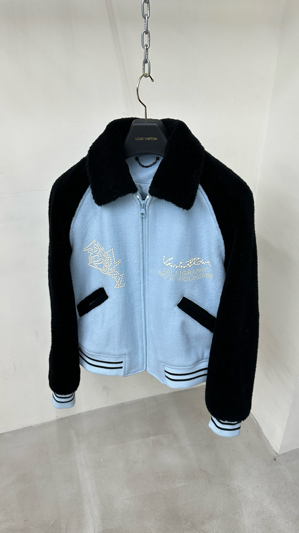 Louis Vuitton Jacket – CJKT1607