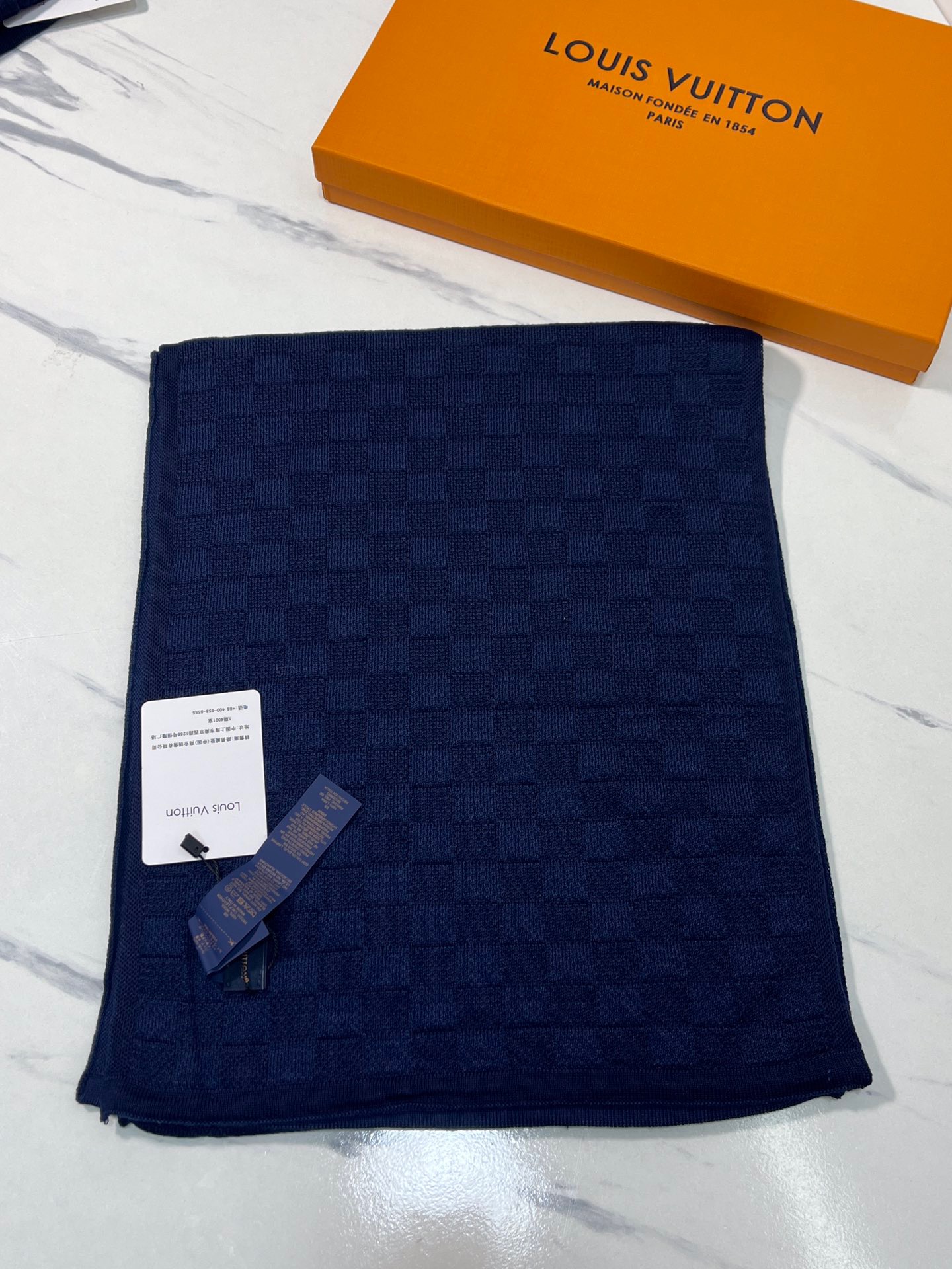 Louis Vuitton Scarf & Hat Set – SCHA1034