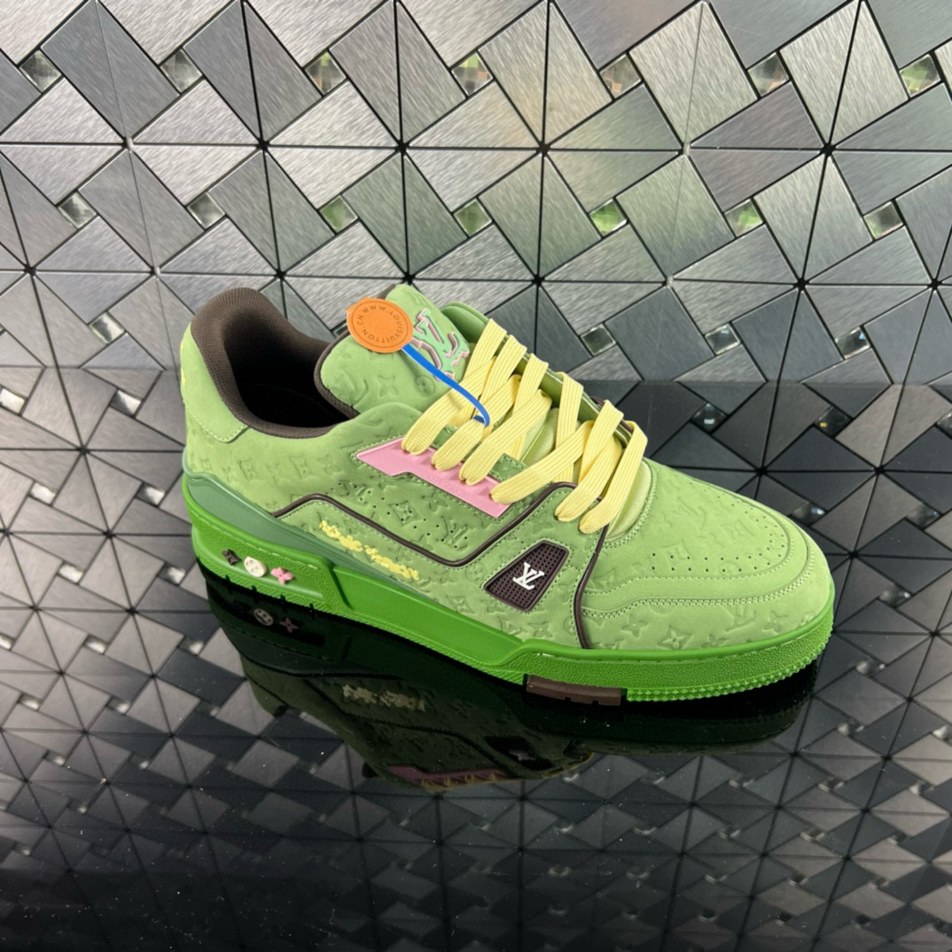 Louis Vuitton Sneaker – LSVT1344