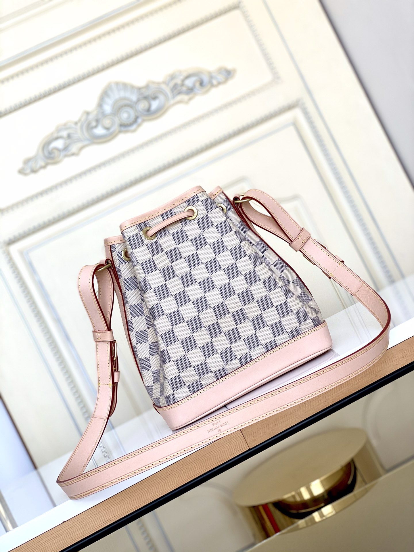 Louis Vuitton Shoulder Bag – LVSH1091