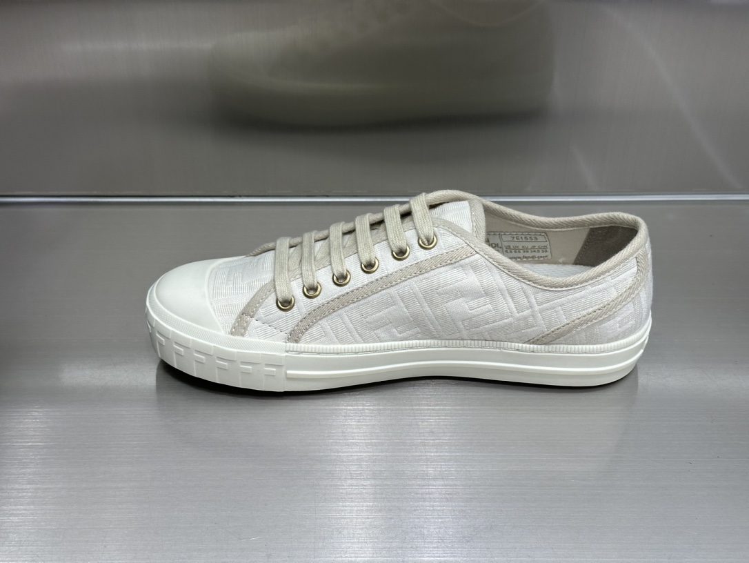 Fendi Sneaker – FEND1081