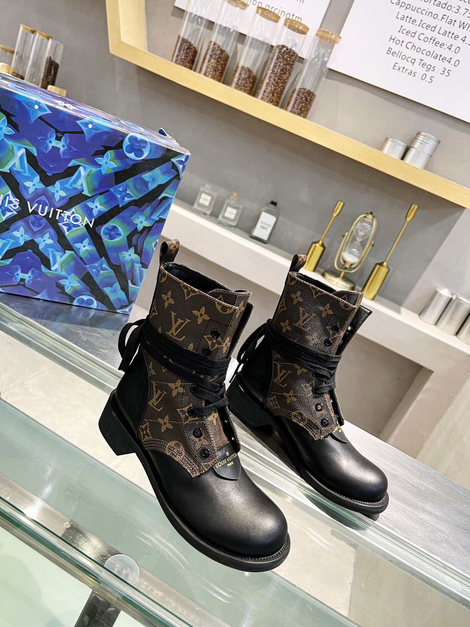 Louis Vuitton Boots – WOLV1015
