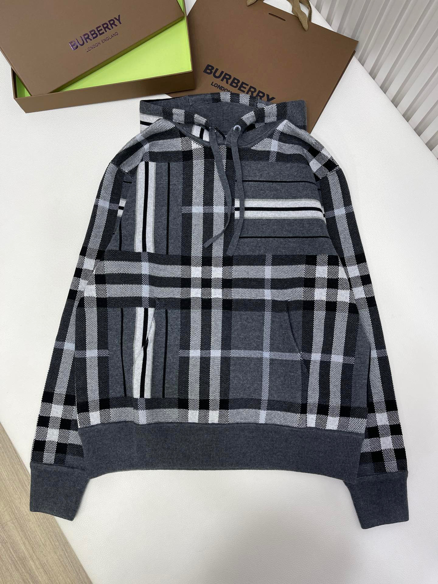 Burberry Hoodie – SWHO1958