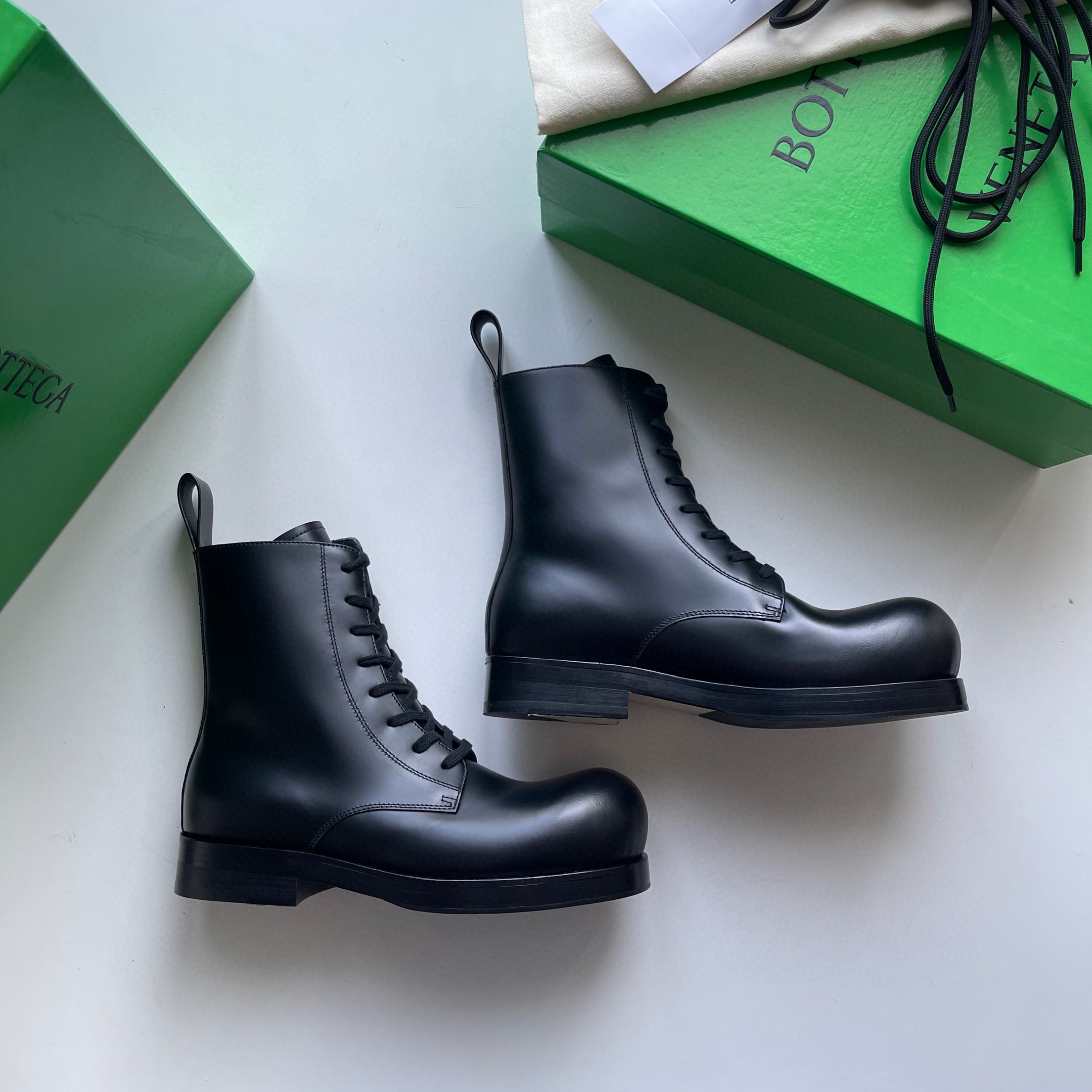 Bottega Veneta Boots – BTVN1009