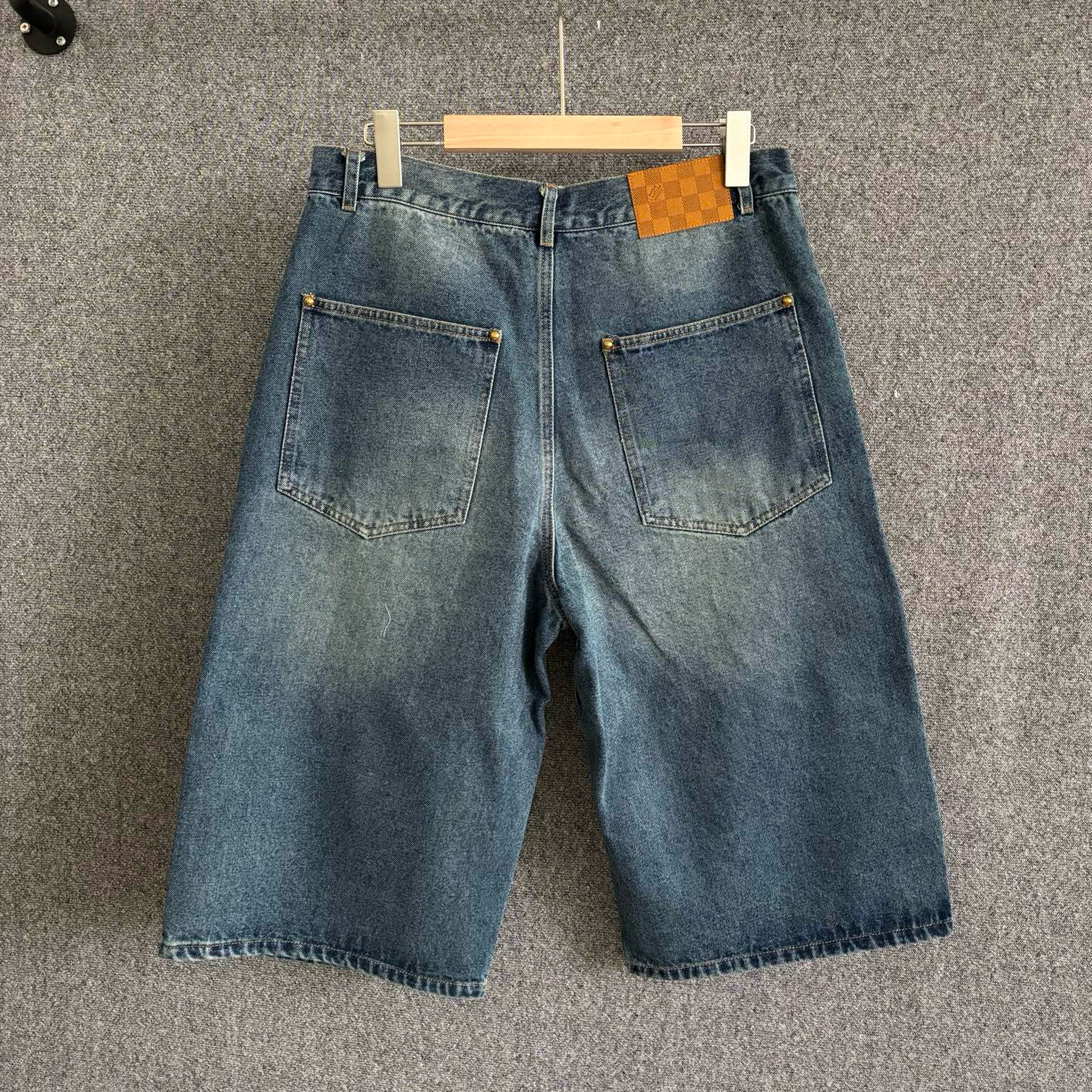 Louis Vuitton Short – SHRT1275