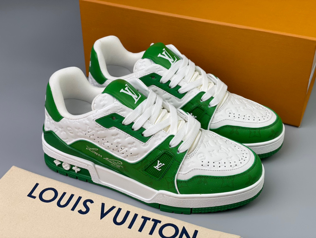 Louis Vuitton Sneaker – LSVT1217
