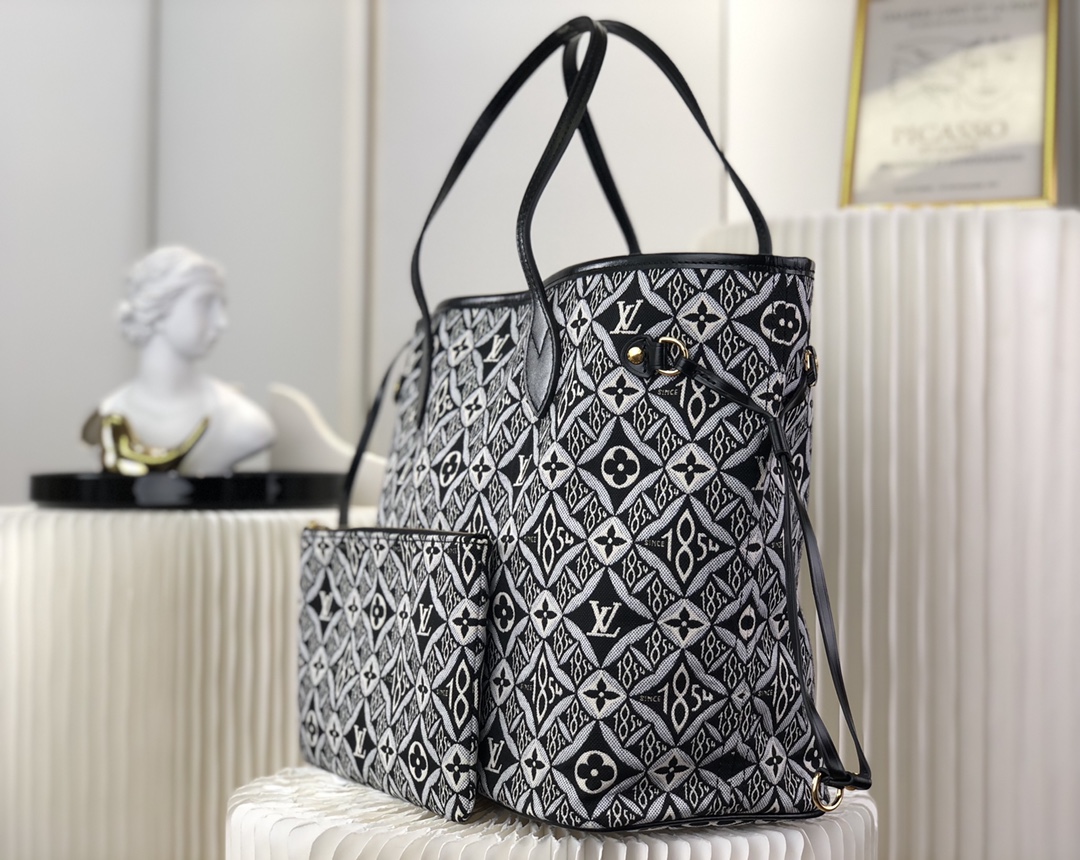 Louis Vuitton Tote Bag – LVTB1023